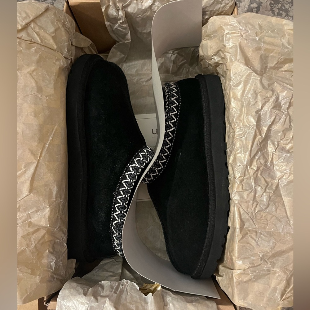 Brand New, In Box, Black Ugg Tasman Slippers Women